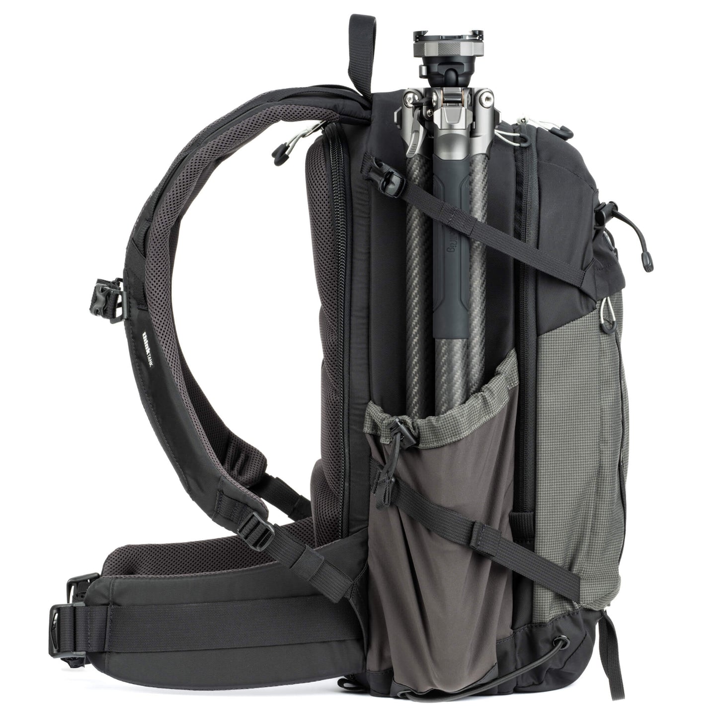 
                  
                    Includes tripod/monopod mounting system on front or side
                  
                