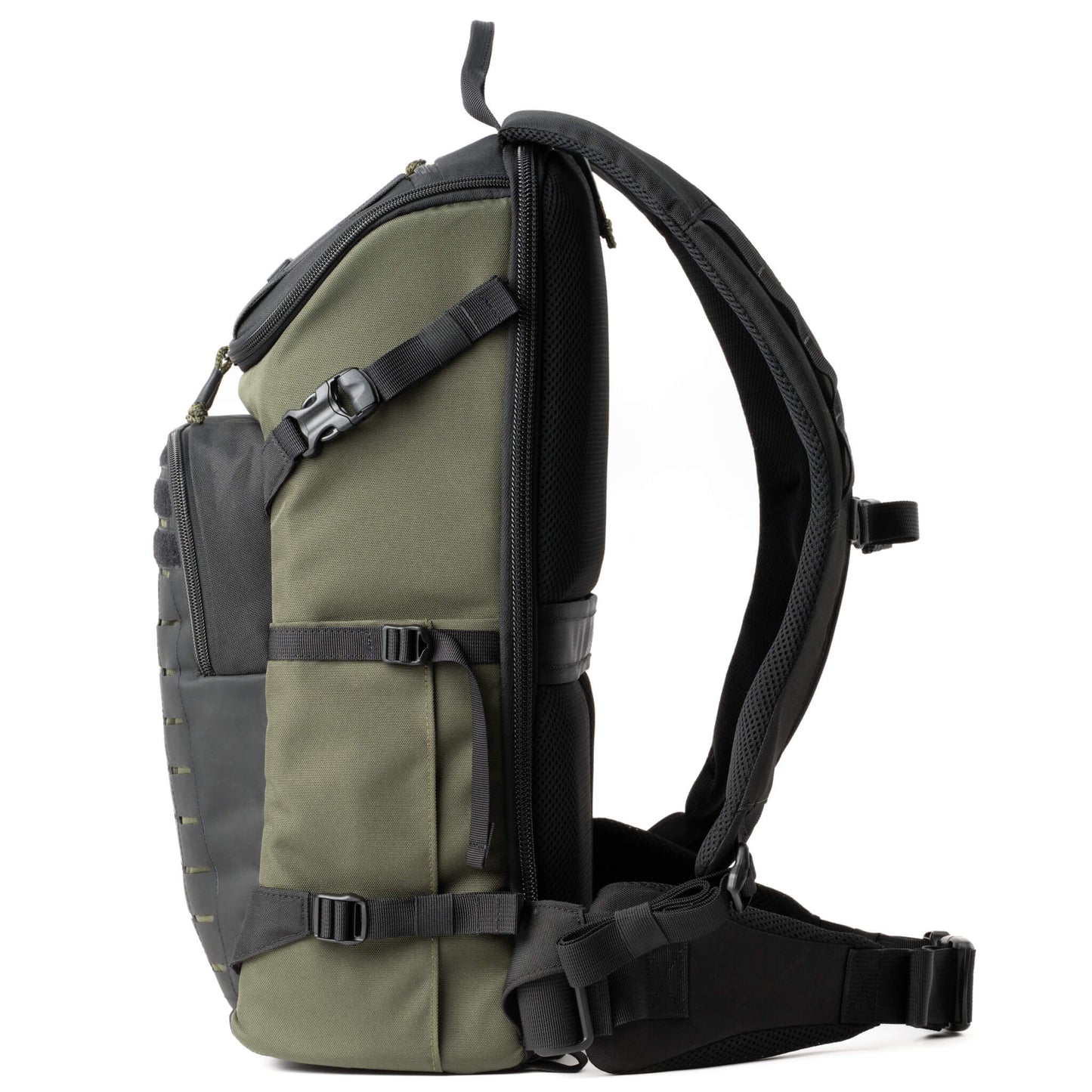 
                  
                    DarkLight 20L (Montane Green)
                  
                