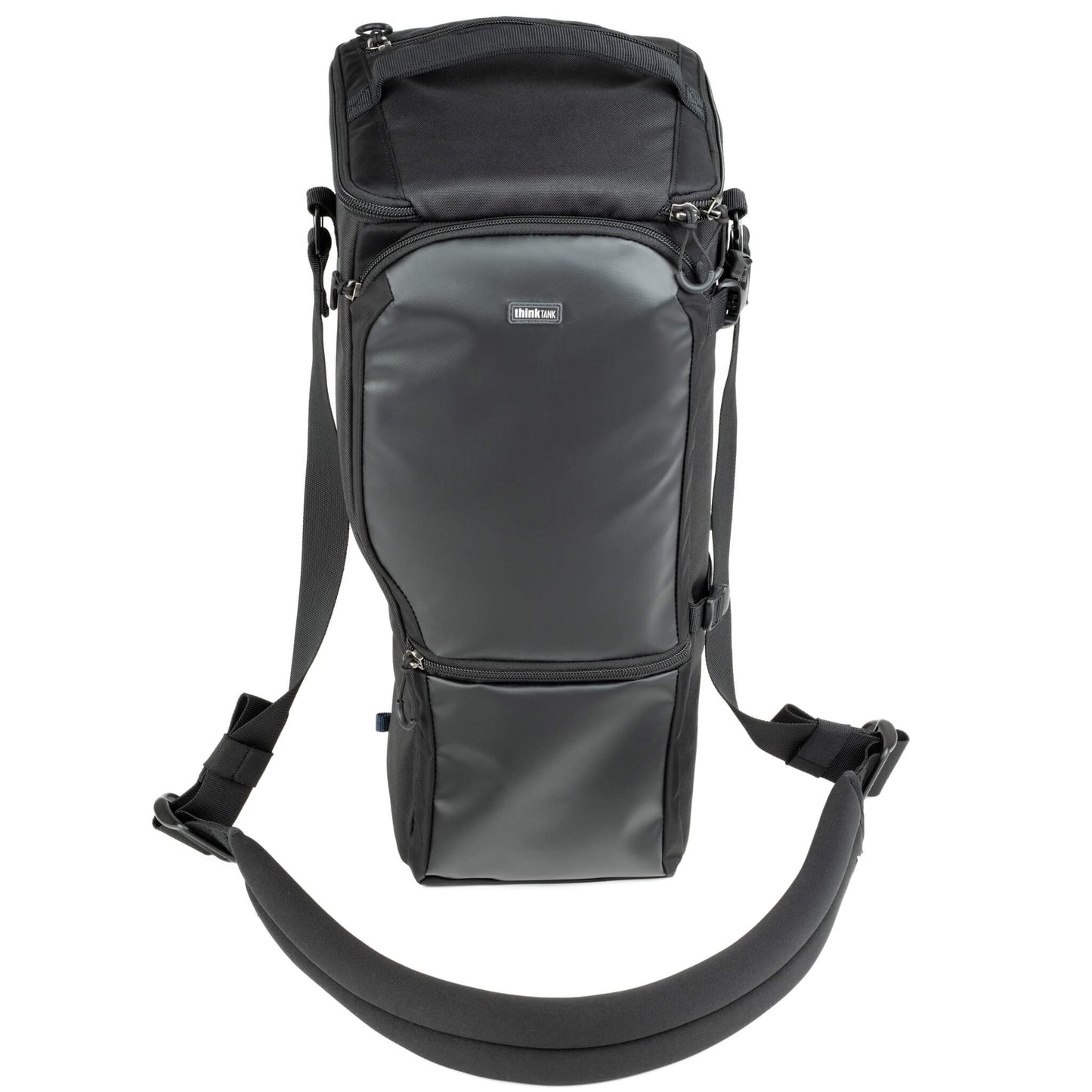 
                  
                    Removable non-slip shoulder strap
                  
                