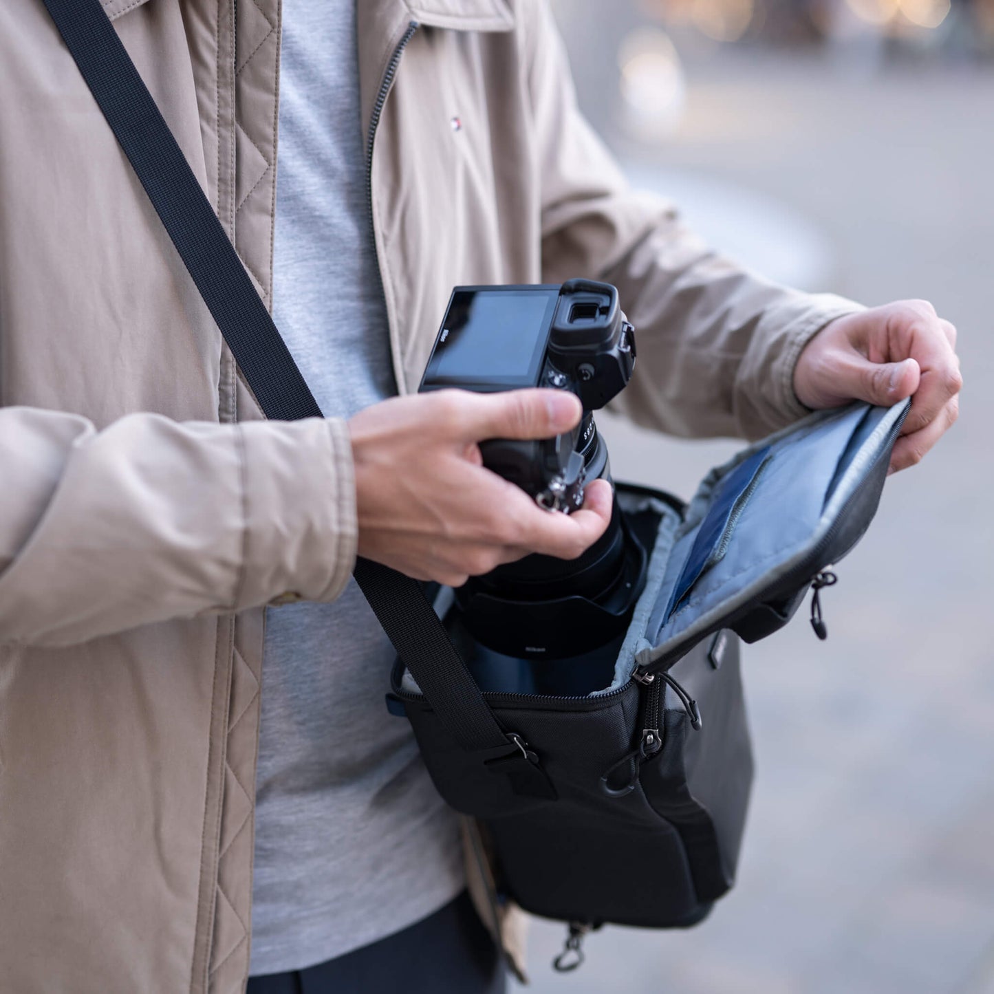 
                  
                    Holster lid opens away from the body for convenience
                  
                