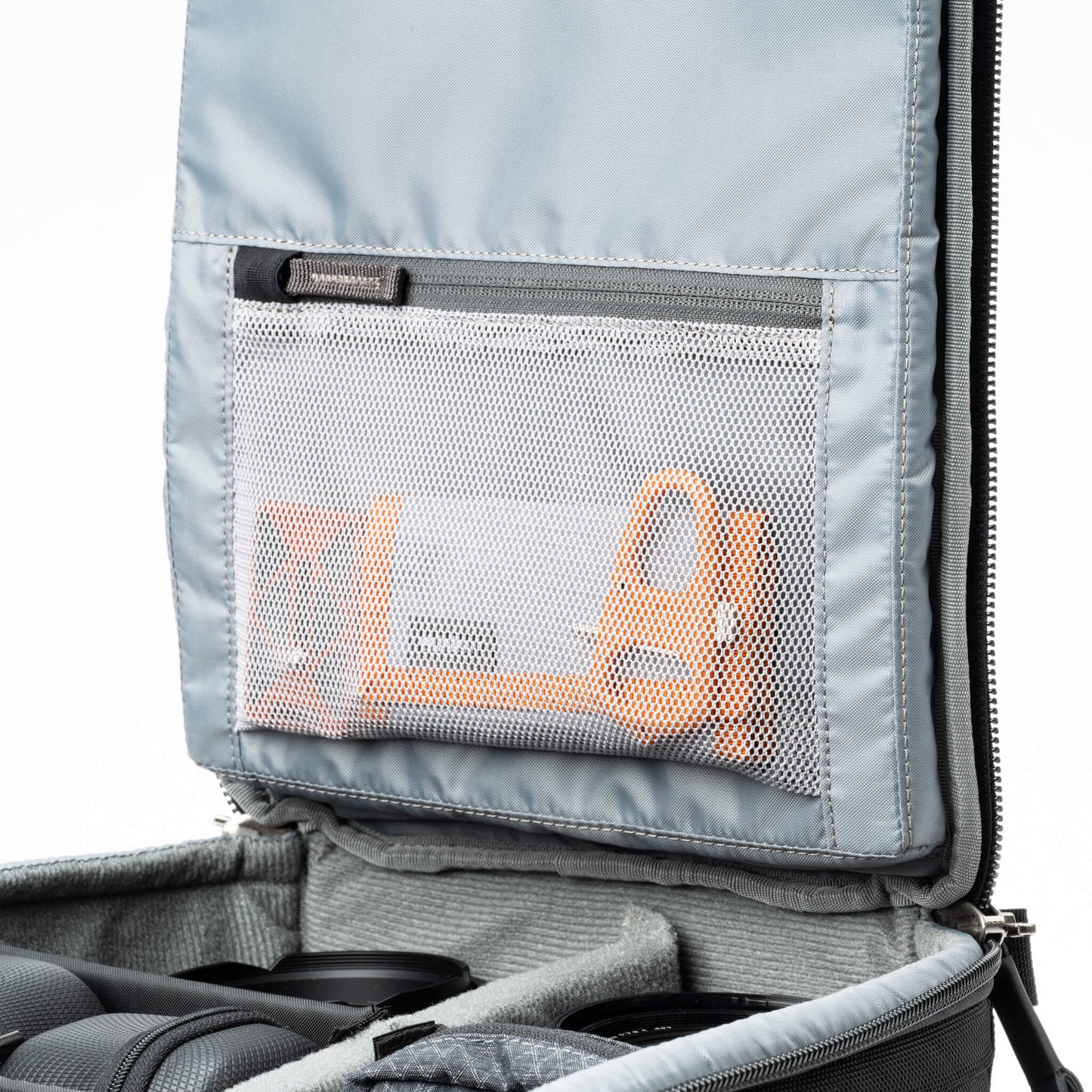 
                  
                    Internal zippered pocket on the front flap to secure smaller items
                  
                