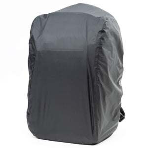 Seam-sealed rain cover included