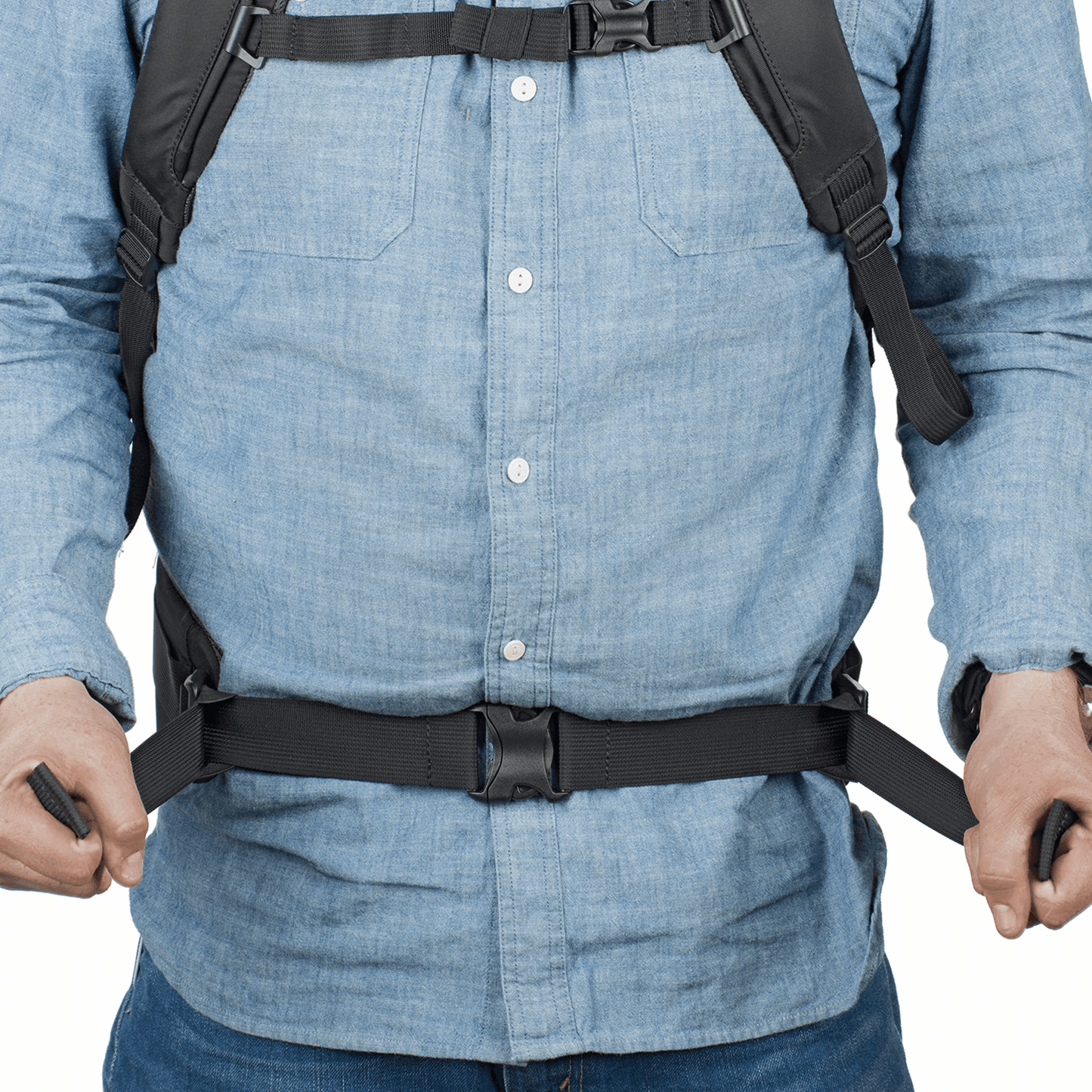 
                  
                    Quick-fit waist belt adjustment for rapid and convenient fitting
                  
                