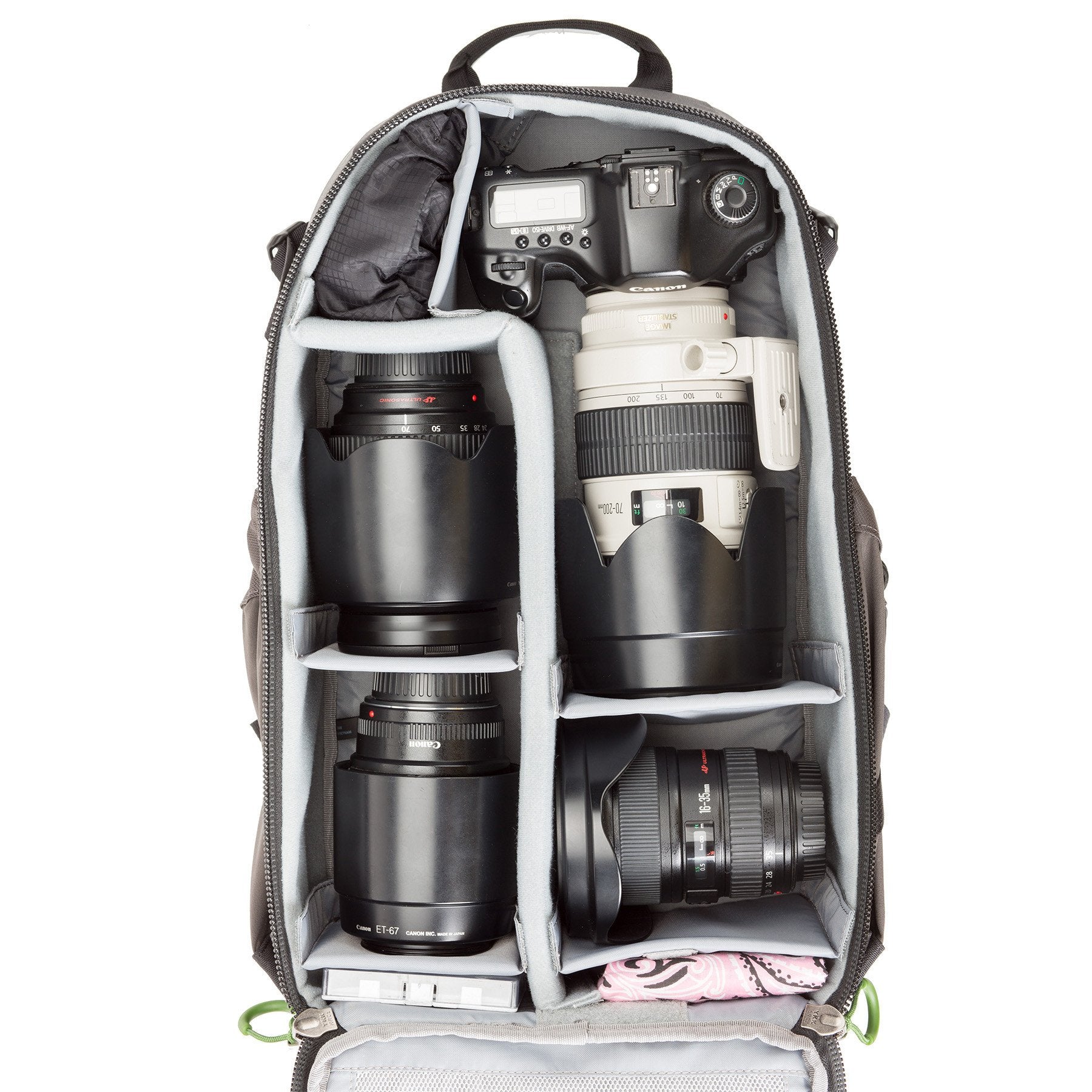 TrailScape 18L Compact but High Capacity Outdoor Backpack Photography Tank Photo – Think